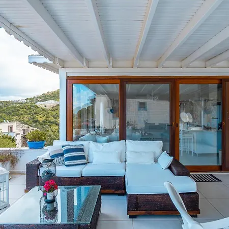 Apartment Fabulous 2 Bedroom Flat With Amazing View In Yalikavak *